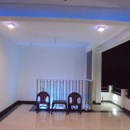 Jmf Hotel Negombo Luaran gambar