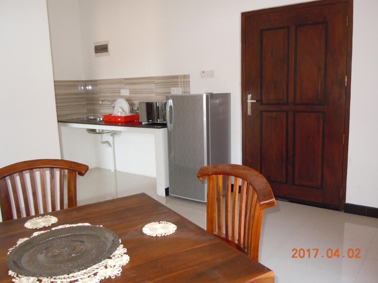 Jmf Hotel Negombo Luaran gambar